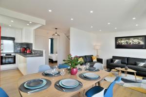 Appartements Le Gite du Chateau - Duplex en centre-ville : photos des chambres
