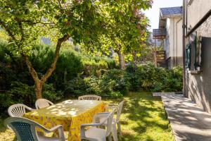 Appartements Au Petit Sequoia - Appt avec vue montagne : photos des chambres