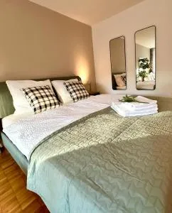 New Studio with Sunny Terrace & Air Condition - Zürich