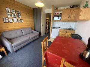 Appartement Huez, 2 pièces, 4 personnes - FR-1-405-138