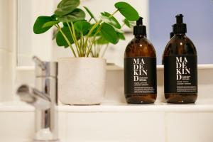 Tŷ Afon - River House