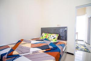 Villa Mulyo E4 by Sans Villa