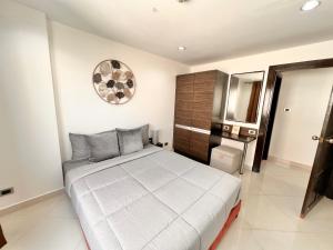 DAYDREAM 1 Bedroom in Park Lane