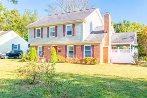 Centrally Located Spacious Abode - 马修斯