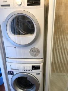 Maisons de vacances Les Volets Bleus-Charmante maison entierement equipee face a la mer pour 2 a 6 personnes : photos des chambres