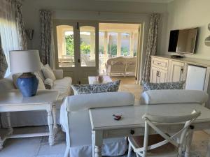 Constantia Valley Lodge