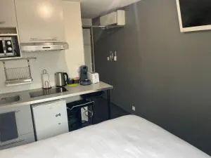 Studio4 proche fac climatisé - 勒斯奎斯特勒