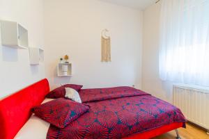 Flexible SelfCheckIns 57 - Zagreb - Parking - New 