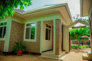 Randa Family House - Moshi