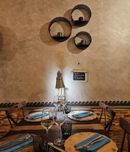 Hotels L' Oustaloun : photos des chambres