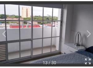 Aparta Estudios Edificio Valeria