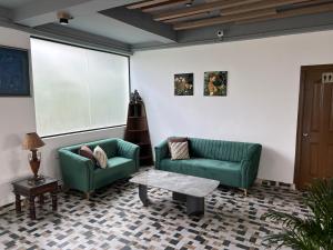 Palladium Luxury Suites Financial District Unit I