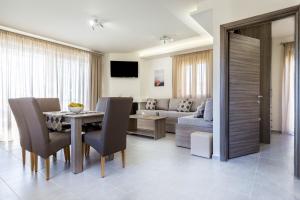 Blue Horizon Lefkopetra