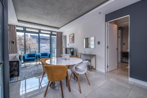 Comfy Nest - The Paramount