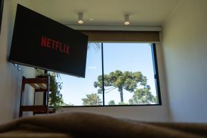 Caravaggio Container Inn (7 min d Caminho d Pedras)