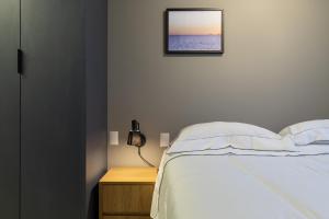 Apartamento moderno, com home office e garagem.