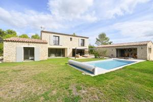 obrázek - Magnificient villa with pool in Gordes