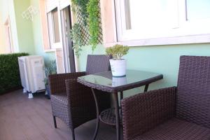 ARRUDA GARDEN LUXURY APARTMENT with AC