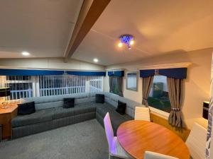 Millfield Caravan Park - The Sandhurst - Coastal Caravan Breaks