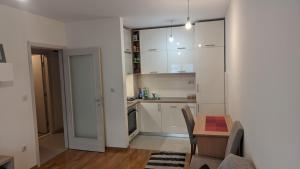 Guest House Mikeli (BESPL. DORUCAK)-(FREE BREAKFAST)