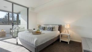 Blue Horizon on Manning