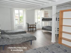 Grande maison familiale avec jardin, terrasse et équipements de loisirs, proche forêt de la Charnie - FR-1-410-297