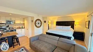 Blue Mountain at your Door Step - Meaford