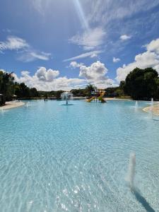 ILOA Condomínio Resort BARRA DE SÃO MIGUEL, Quarto em frente a piscina