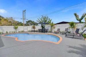 Cozy Fun House 4 2 Aventura Stadium Beach