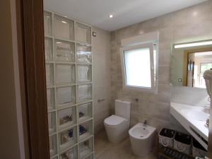 Casa cerca del mar con piscina privada, aire opcional, wifi gratuito, mascotas y playas para perros - ES-184-60