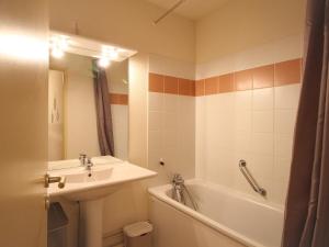 Appartement T2 à La Bourboule avec WiFi, parking, animaux acceptés - FR-1-608-254