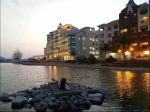 Laguna Raudhah Apartment