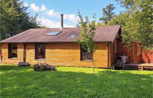 Maisons de vacances Stunning Home In Vieux-pont With Kitchen : photos des chambres