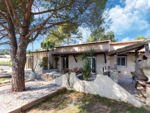 Villas Property in La Crau : photos des chambres
