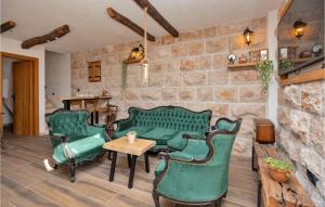 Awesome Home In Cista Provo