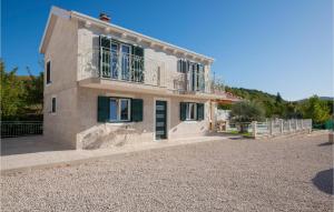 Awesome Home In Cista Provo