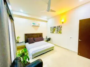 Independent Private Room - Banūr