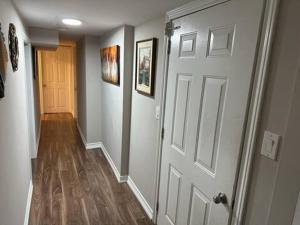 Affordable stay near the OPG TV and parking