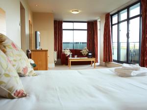 Double Room room in Green Isle Hotel Dublin