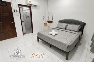 White Castle (Klg Baru) 11pax Semi-D GamesNeflixAeon