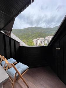 Little King - Feel like at home