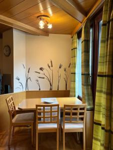 Little King - Feel like at home