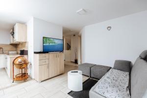 Tanja s Holiday Home in Nature with sauna and hot tub