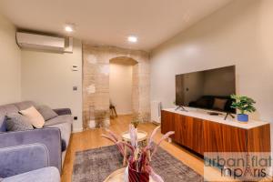 Urban Flat 77 - Sublime and Spacious Flat in Le Marais