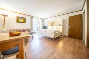 4303 Gemuetliches Studio mit schoener Aussicht - 3hvězdičkové hotely ve městě Vulpera