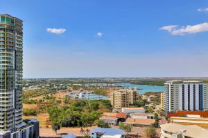 Darwin City Harbour views-Situated above the OAK Restaurant