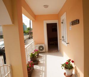 Studio (2 Adults)