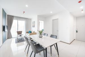 The Rich Residence Sukhumvit Nana