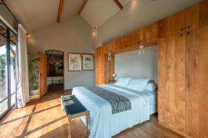 Villa Nehal - Luxury 5BR Villa with 20m Pool