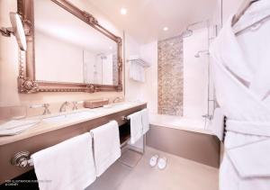 Hotels Disneyland® Hotel : Chambre Quadruple Supérieure 